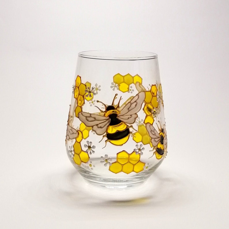 Bee wine glass personalised Hand painted bee wine tumbler New home gift Bee lover gift for boyfriend Anniversary Gift for parents