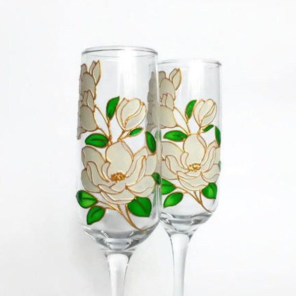 Flûtes à champagne de mariage Verres peints à la main personnalisés Verre à champagne Magnolia blanc Fête de demoiselle d'honneur Verres à grillage de mariage ensemble de 2