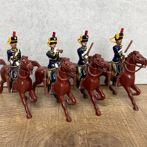4e hussard britannique à cheval, soldats de plomb vintage