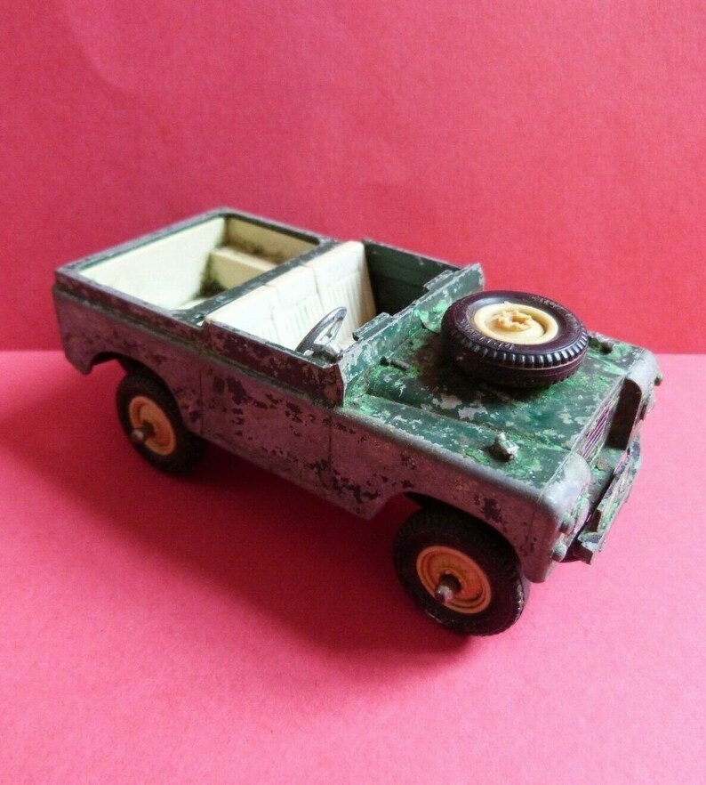 britains deetail military vehicles