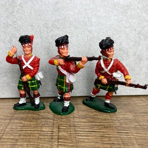 Timpo Waterloo Highlanders Fabrik Bemalte Vintage Plastik Spielzeugsoldaten x3 Selten 1980er Jahre