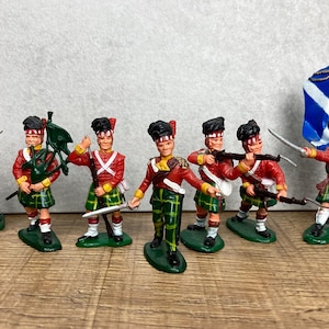 Timpo Waterloo Highlanders Fabrikgemalte Vintage Plastikspielzeugsoldaten x7 Seltene 1980er Jahre
