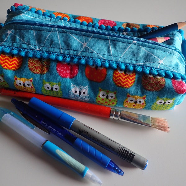 Trousse scolaire en tissu motifs chouettes