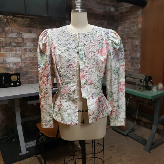 Vintage 80's Floral & Lace blazer jacket cottagec… - image 7