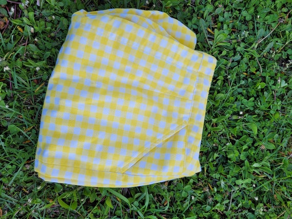 1950's vintage yellow gingham high waist shorts s… - image 10