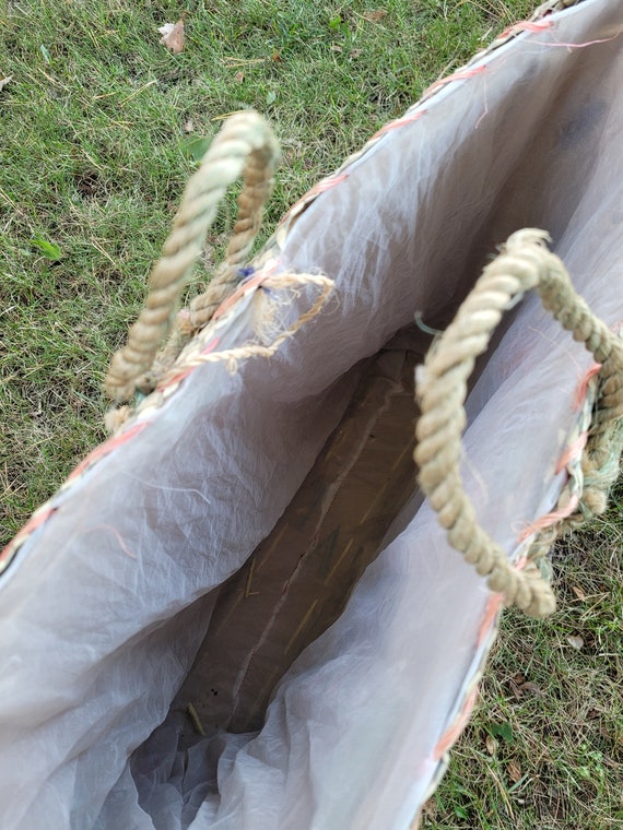 Vintage 1960s Large straw bag tote beach hut purse - image 4