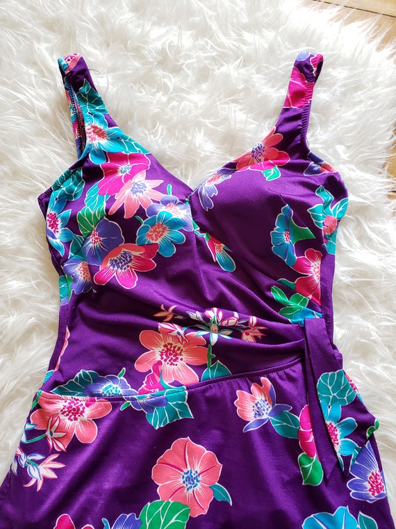 Vintage purple floral one piece skirted swimsuit … - image 3