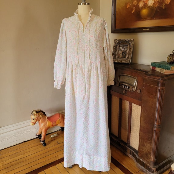 Miss Elaine vintage 80's floral cotton house coat… - image 1