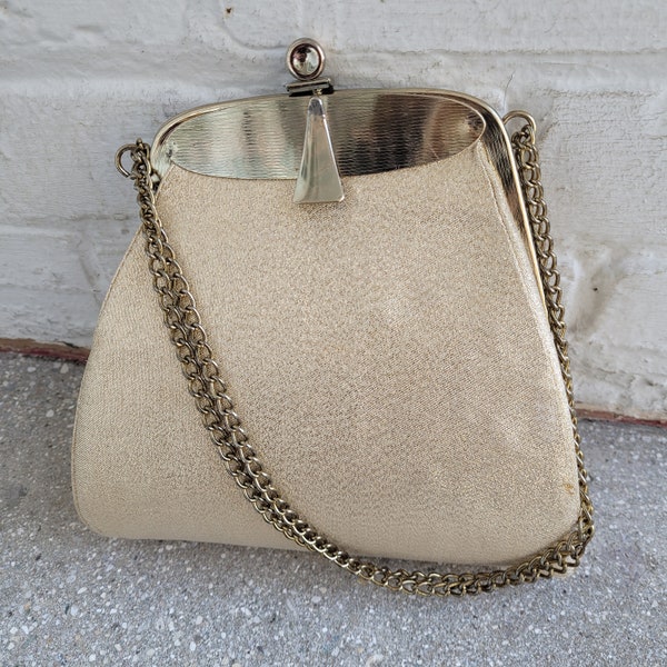 Vintage metallic 1960s clasp purse