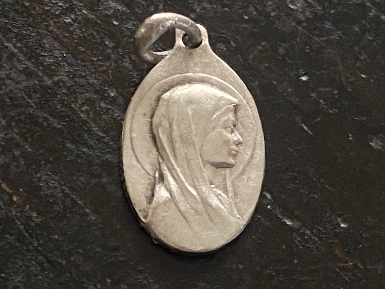 Vintage French Our Lady of Lourdes Medal: Sacred Heart Jesus Reverse - Etsy