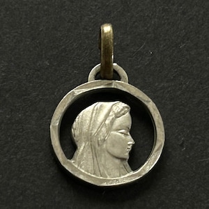 Vintage Lourdes Pendant, Holy Virgin Mary Medal Pendant, Lourdes Pendant, Religious Pendant, Apparitions of Mary on Back, Lourdes Medal