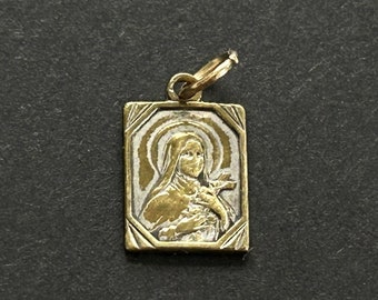 Antique Small St Therese Medal/Charm, Liseux Cathedral on the back, 1920's St Therese Medal/Pendant, Catholic Medal, Religious Charm