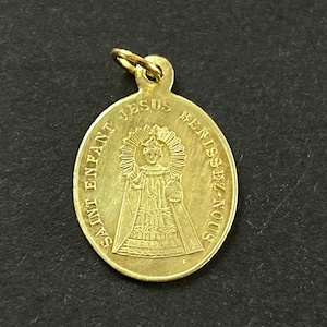 Small Antique Brass French Infant Jesus of Prague Religious Medal/Pendant, Antique Baby Jesus Pendant, French Infant Jesus of Prague