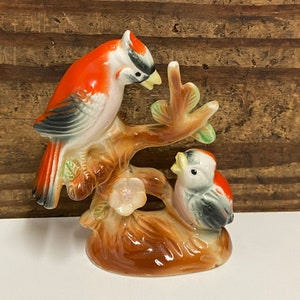Vintage Porcelain Pair of Cardinal Bird Figurine, Vintage Cardinal Statue, Bird Figurine, Pair of Birds Statue, Bird Lovers Gift