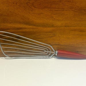 Vintage Metal Whisk with Bakelite Handle, Red Handle Whisk, Stainless Steel, Silver Metal Whisk, Vintage Kitchen Utensil