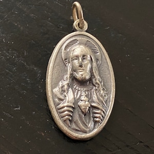 Vintage Sacred Heart Of Jesus Medal, Our Lady of Mt Carmel on Reverse, Old Catholic Medal