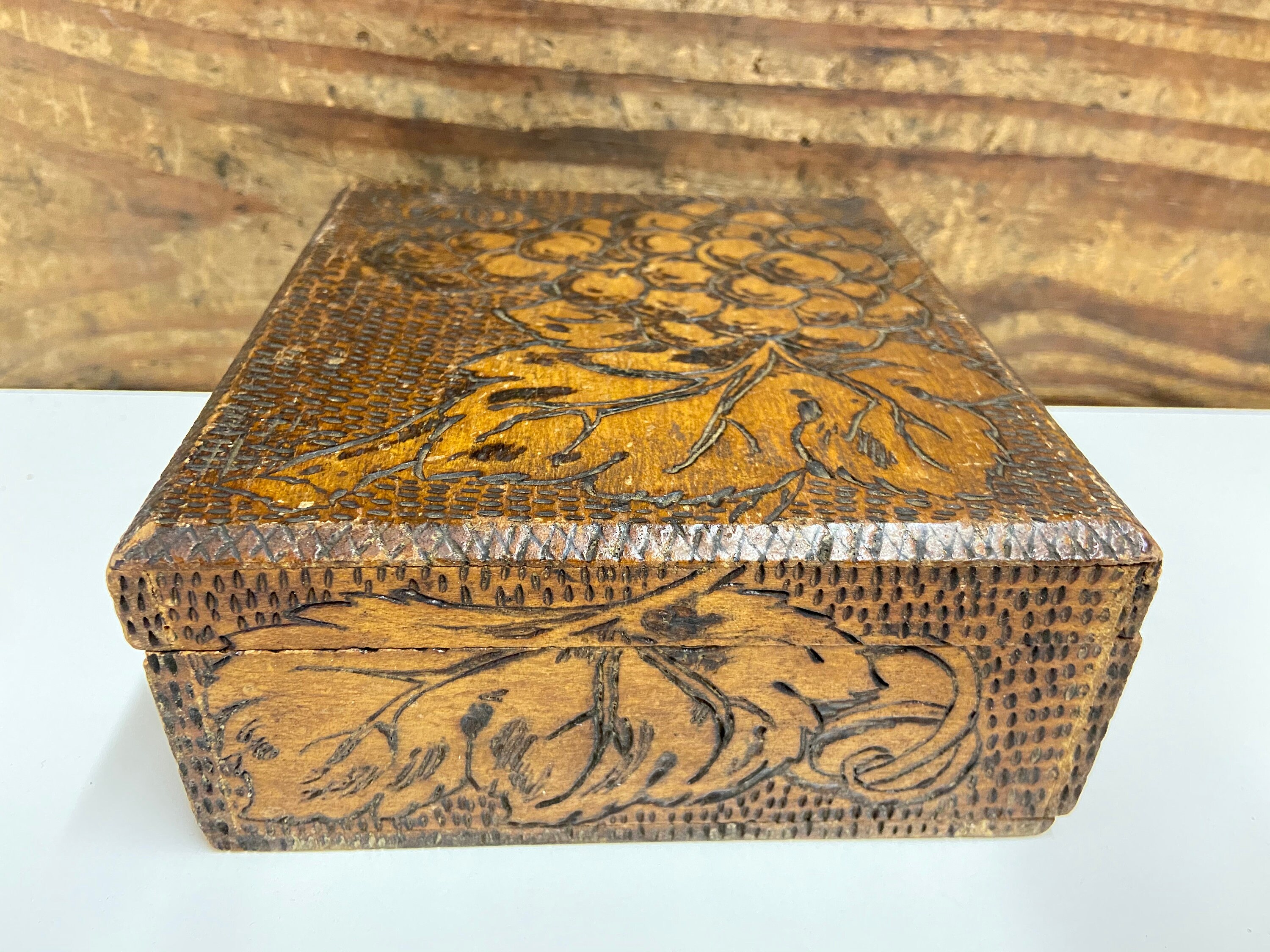 Vintage Flemish Wood Box Flemish Art Grape Leaf Design Etsy
