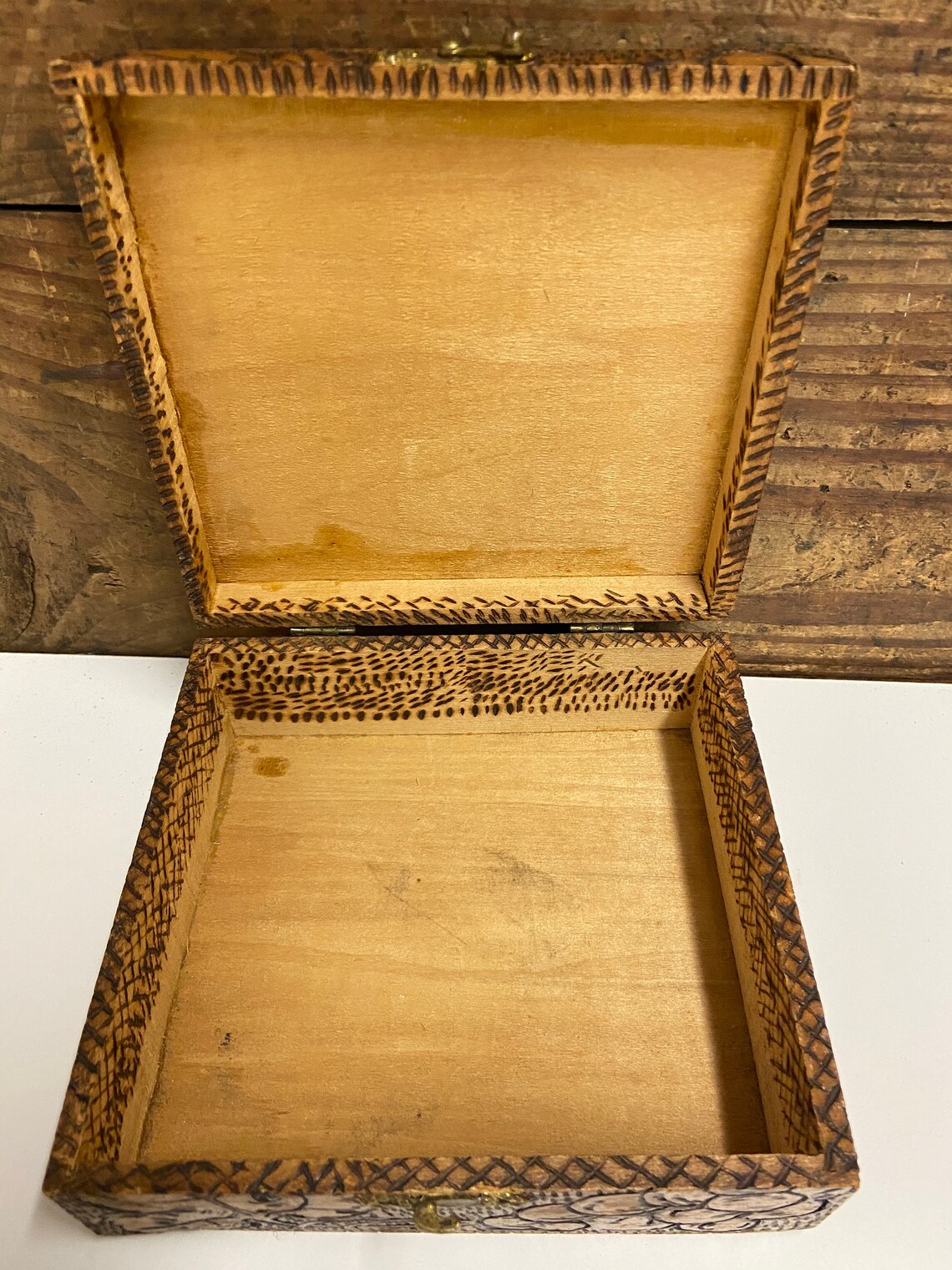 Vintage Flemish Wood Box Flemish Art Grape Leaf Design Etsy