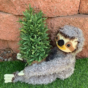 Crochet Sloth Plush Toy | Amigurumi Sloth Stuffed Animal | Handmade Sloth Plushie | Miniature Soft Sloth Pet | Felted Toys for Kids & Babies