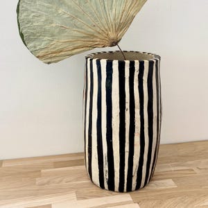 Striped Sejnane Berber pottery – handcrafted terracotta vase