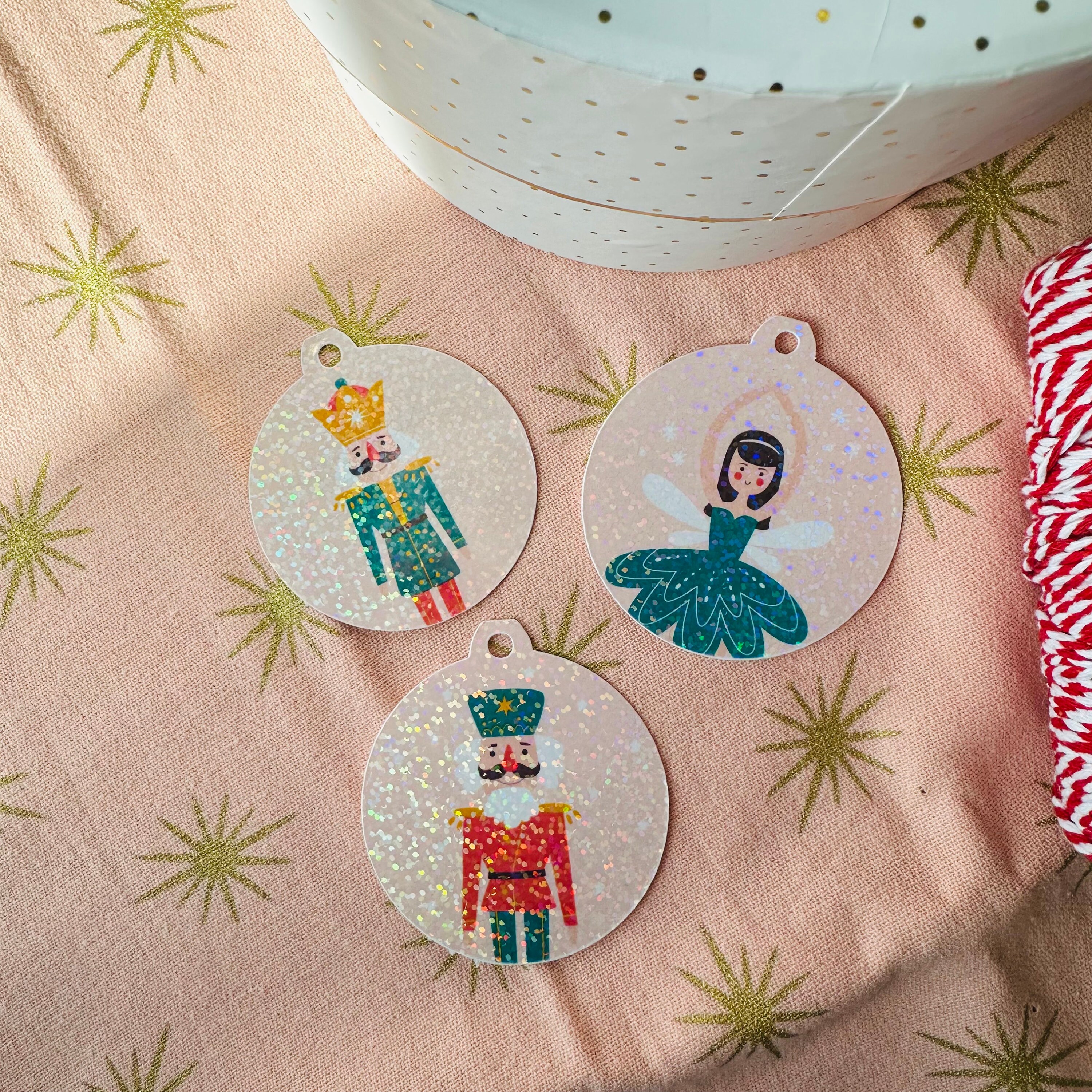 Holographic Christmas nutcracker gift tag, holographic Christmas gift tags, holiday party favor tags, holiday tags,round sparkly tags
