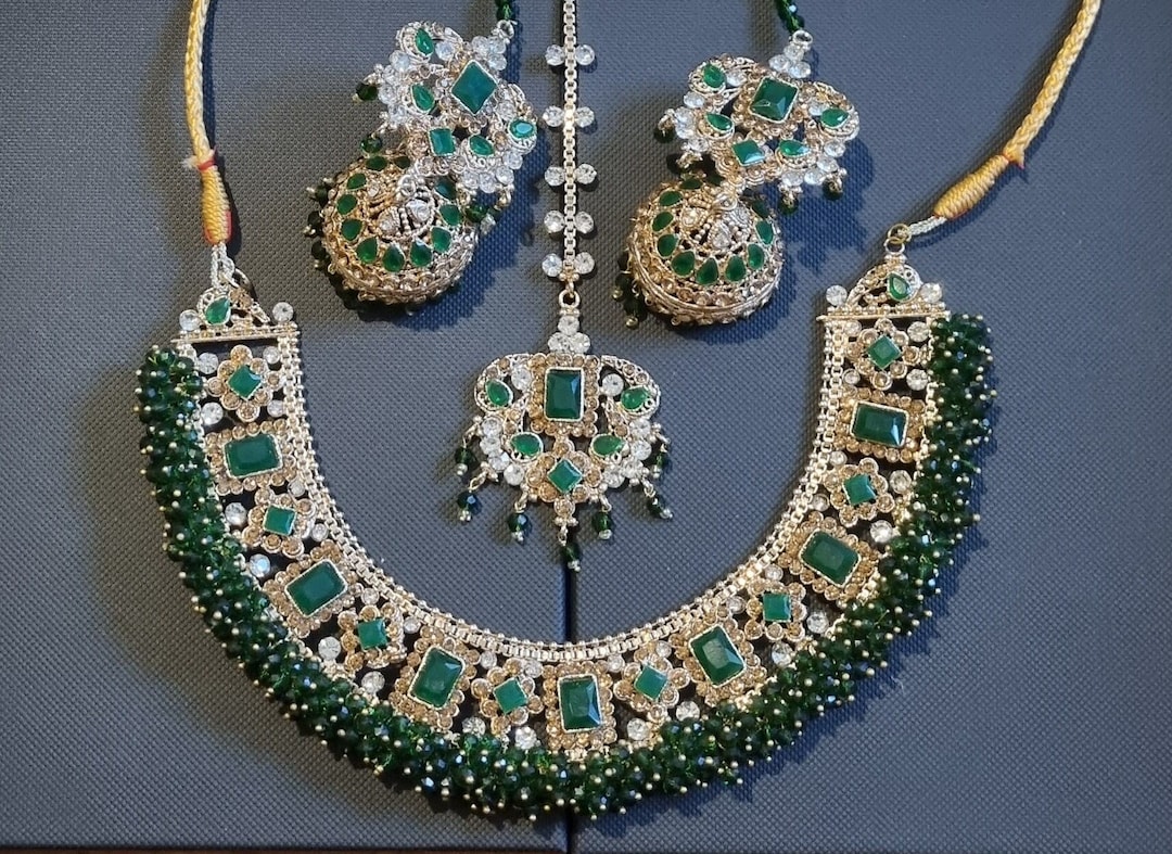 Pakistani Jewelry Necklace Set Emerald Green Collar Gold Polish Beads