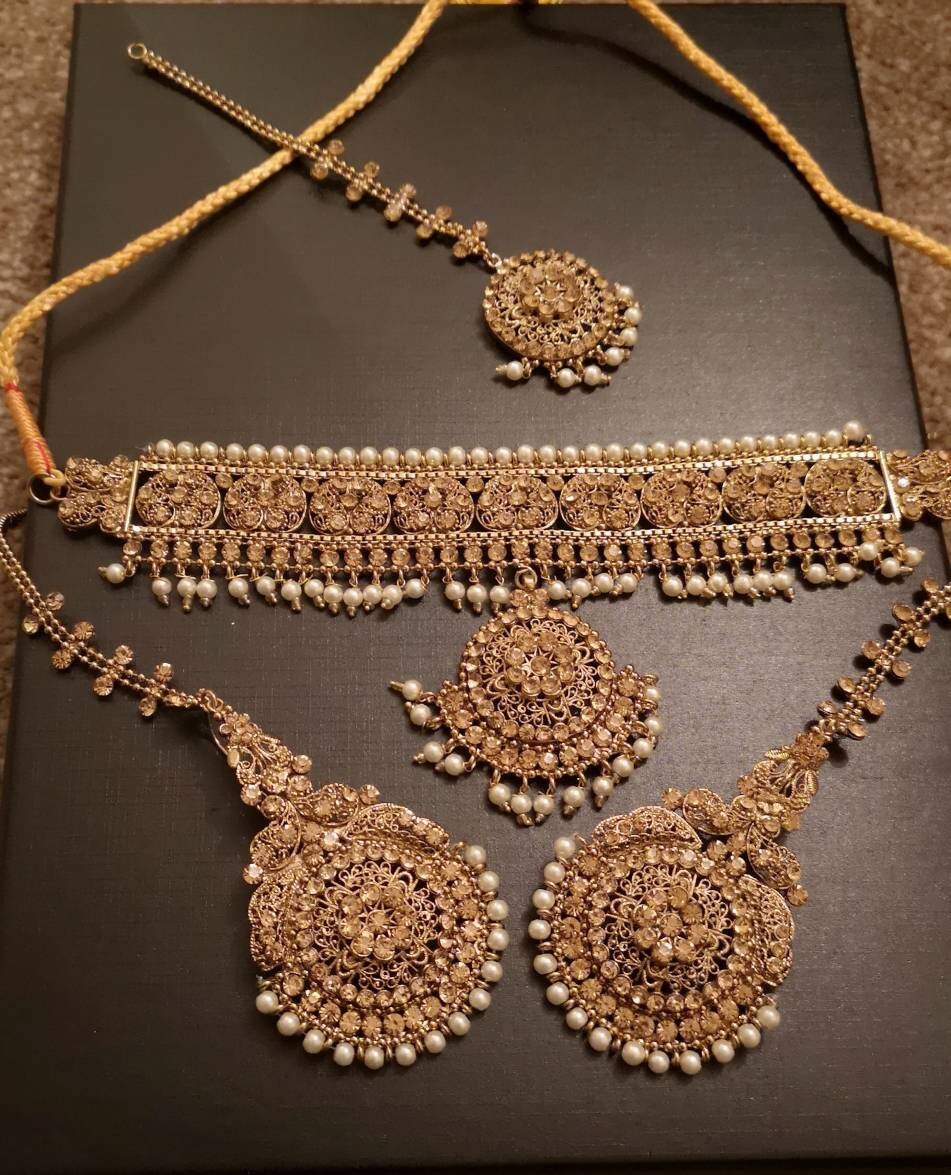 Pakistani Jewelry Choker Set Gold 