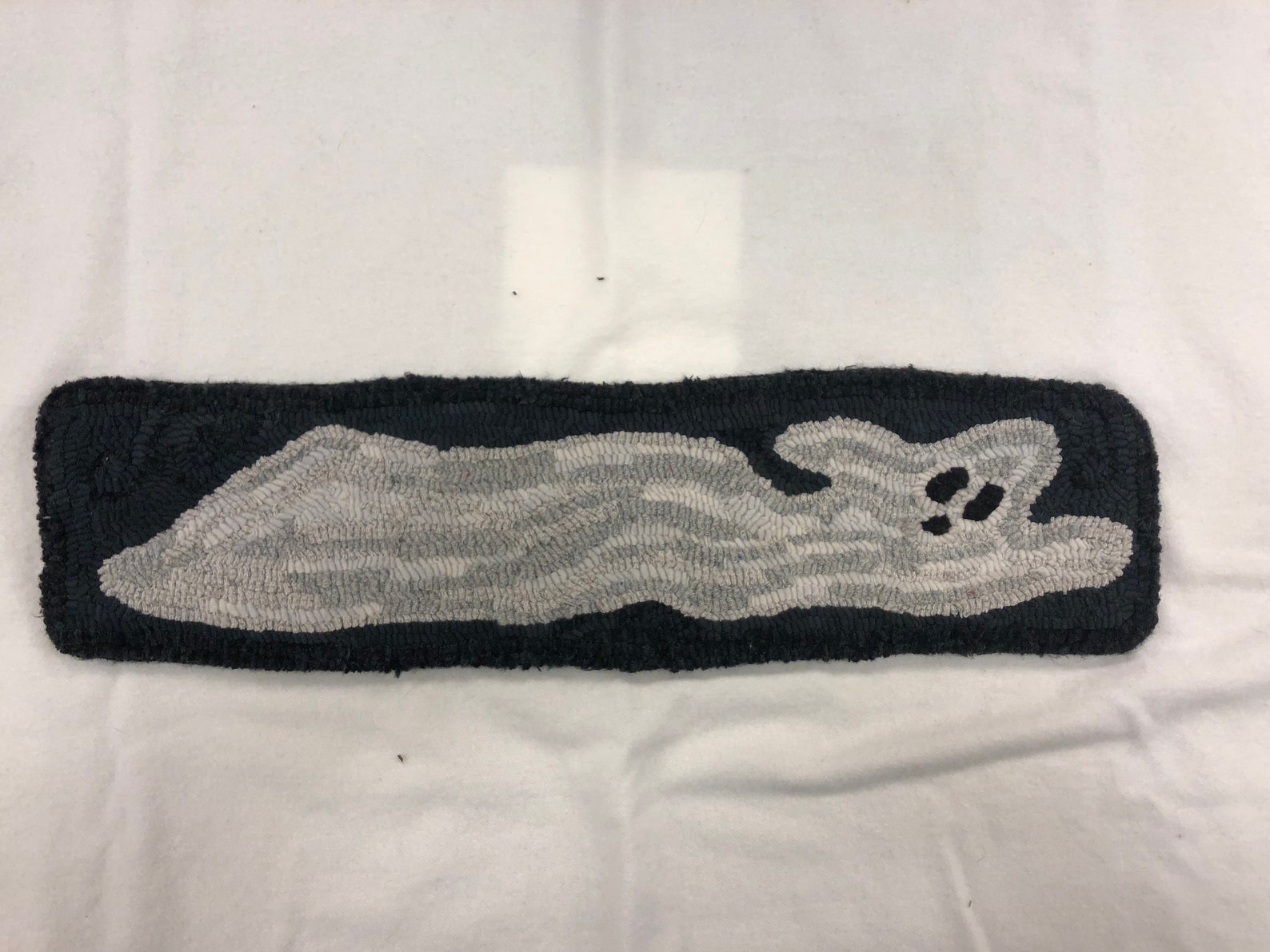 Ghost Rug - Etsy