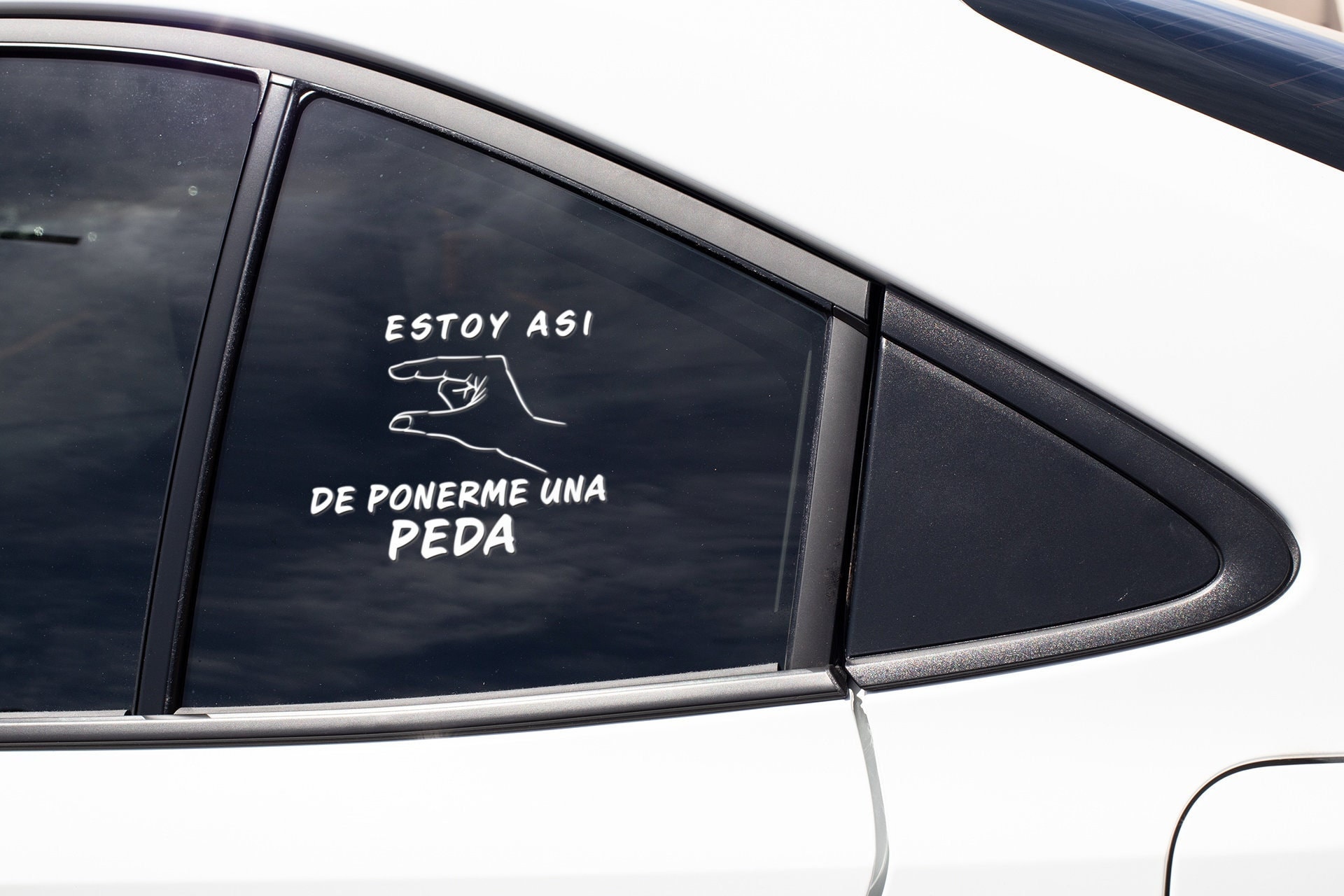 ▷ Las pegatinas en el coche, ¿puedo ponerlas? ¿Es legal?