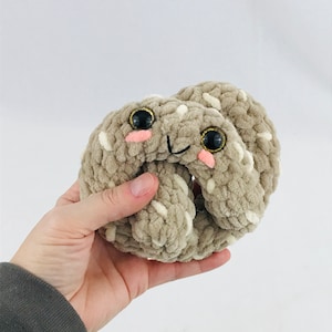 Twisted Pretzel Crochet Pattern