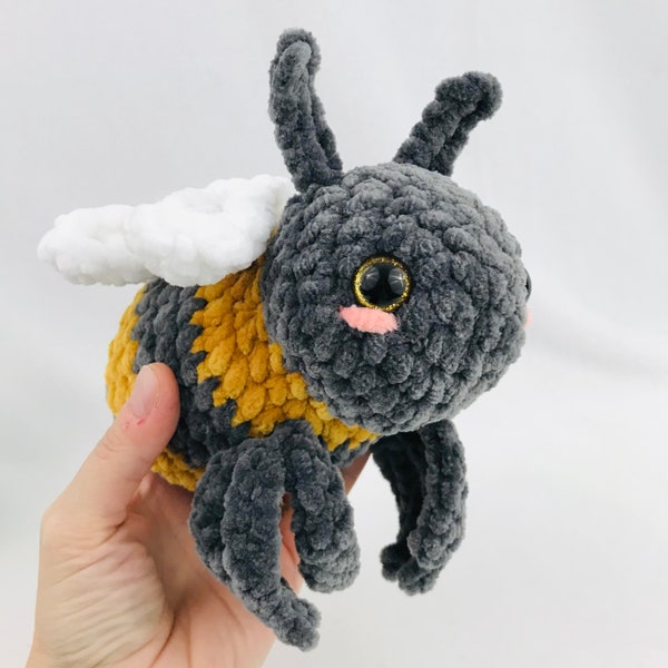 Patron au crochet bourdon occupé