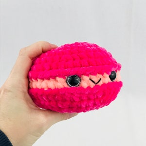 Yummy Giant Macaroon Crochet Pattern