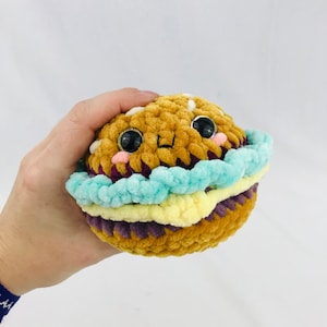 The Happy Hamburger Crochet Pattern