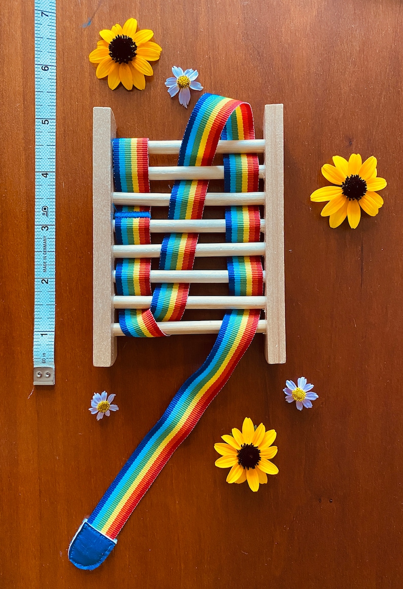 Rainbow Weaving Activity imagem 4