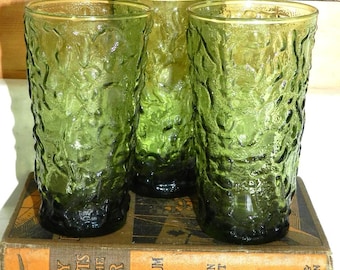 SeT 0F 3 1970'S GReeN CRiNKLE GLASS/10 0Z.