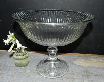 EAPG RiBBED PEDESTAL GLaSS C0MPOTE