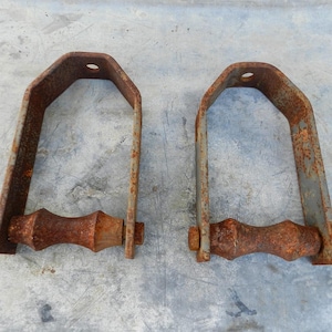 ANTIQUE ROLLER HANGERS/CH00SE FR0M 2 SiZES