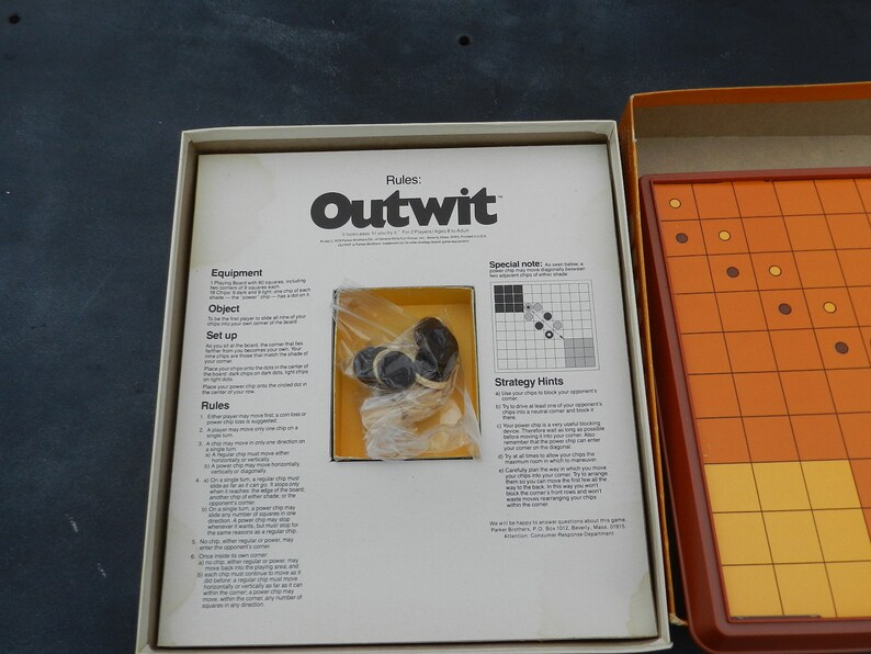 1979 OUTWIT PARKER BROS./ Game of Strategy/100 % Complete - Etsy