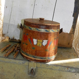 ANTIQUE WOOD BUCKET/ Hand Painted Clothespin Bucket