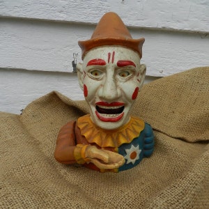 HUMPTY DUMPTY CLOWN Bank/ Moving Arm/Classic Iron