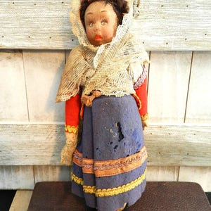ANTiQUE ETHNiC D0LL/ 9.5&quot;