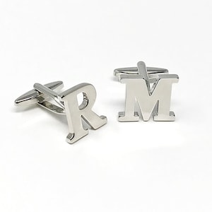 Gemelos personalizados con inicial para hombre (A-Z). Gemelos personalizados con monograma.