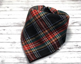 Black Scottish Plaid Flannel Dog Bandana, Scottish Plaid Dog Bandana, Plaid Dog Bandana, Christmas Dog Bandana, Winter Dog Bandana