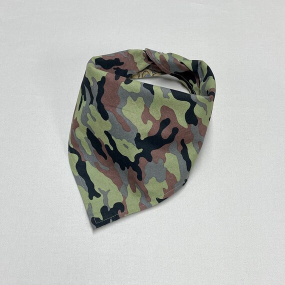 Camo dog bandana Clearance