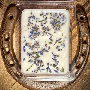 Ceras derretidas para la temporada de alergias: limón fresco y lavanda calmante