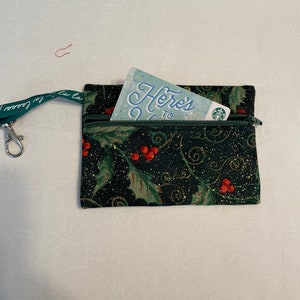 Holly and Berries gift card holder