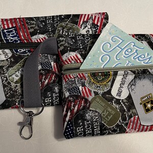 Porte-monnaie/porte-cartes cadeau Praise Our Heroes