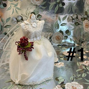 Dollhouse Miniatures Brides Bouquets Vol-09