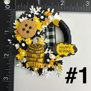 Sewing Room Wreaths Dollhouse Miniatures