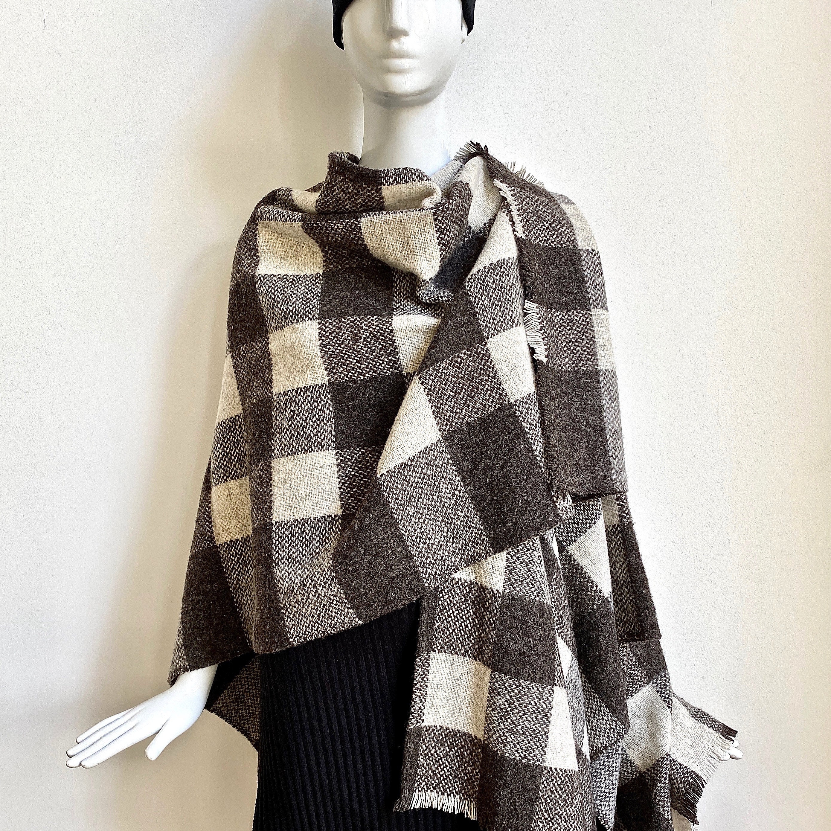 argue★SHETLAND WOOL LINEN VINTAGE PONCHO Limited Edition 100% Pure Shetland Wool Poncho/wrap - Etsy